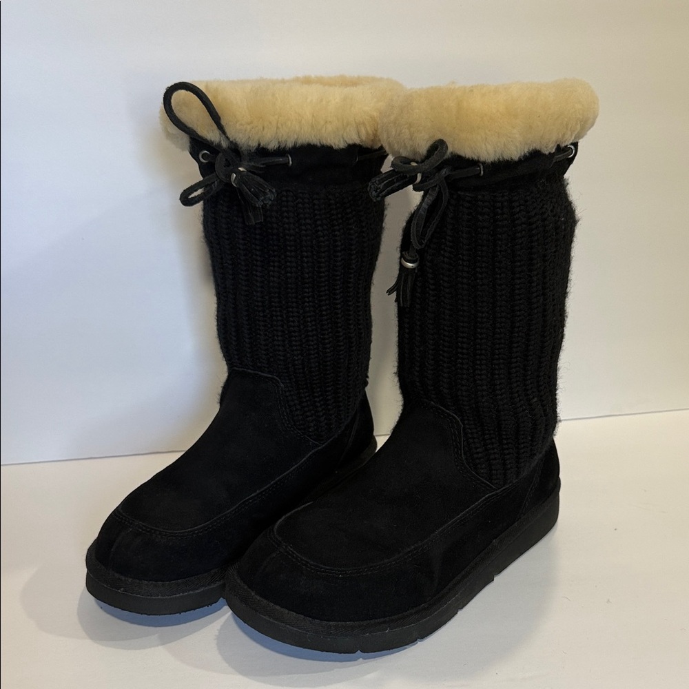 UGG BOOTS FOR WOMEN’S SIZE 8